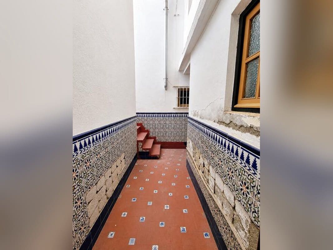 4 bedroom Townhouse for sale in Estepona - € 1,060,500 (Ref: 8930915)