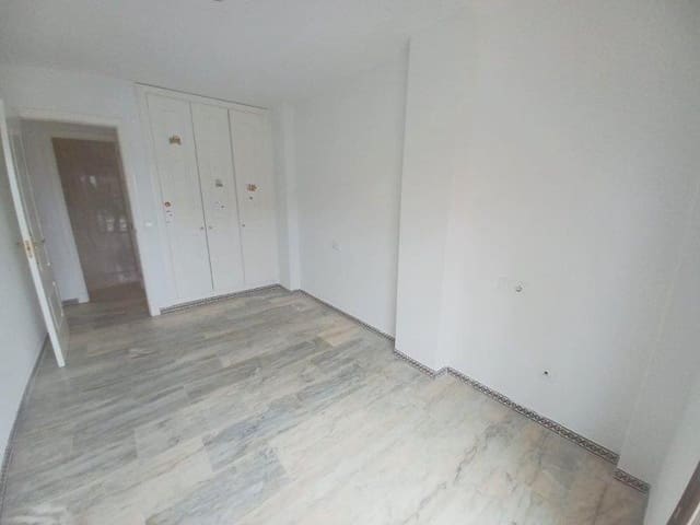 4 soverom Rekkehus til salgs i San Luis de Sabinillas, Manilva med svømmebasseng - € 485 000 (Ref: 8930916)