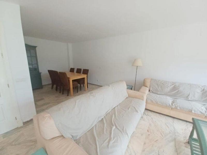 4 quarto Moradia em Banda para venda em San Luis de Sabinillas com piscina - 485 000 € (Ref: 8930916)