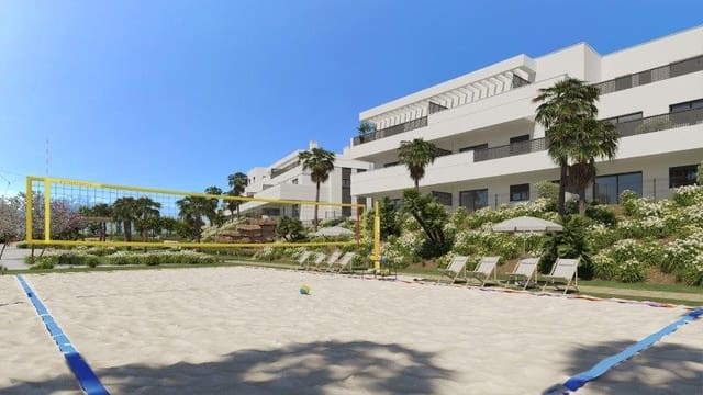 Piso de 2 habitaciones en Estepona en venta con piscina garaje - 385.000 € (Ref: 8930917)