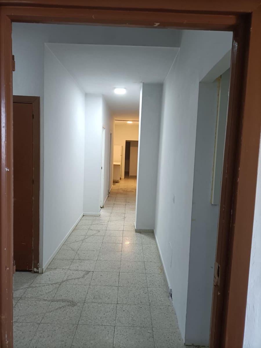 Erhverv til salg i San Luis de Sabinillas - € 187.890 (Ref: 8930918)