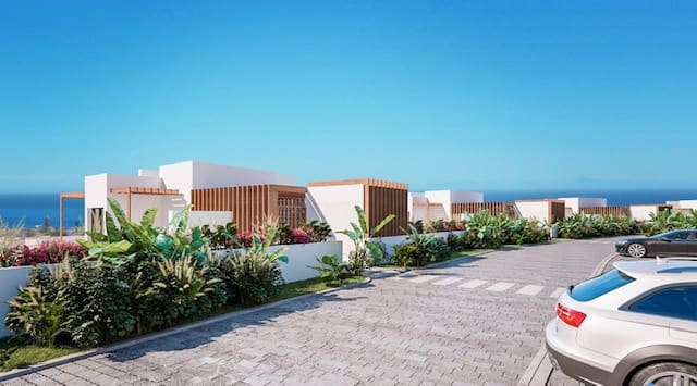 4 quarto Penthouse para venda em Estepona com piscina garagem - 912 073 € (Ref: 8930935)