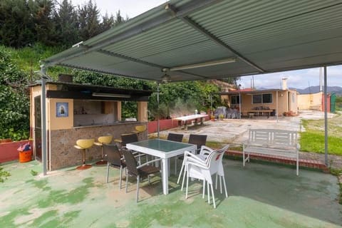 Byggetomt til salgs i Estepona - € 350 000 (Ref: 8930950)