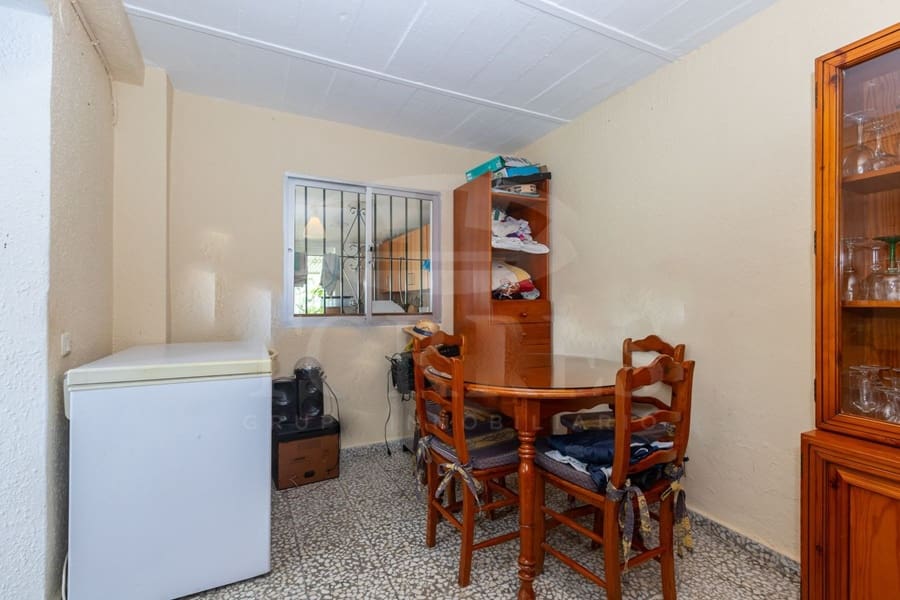Byggetomt til salgs i Estepona - € 350 000 (Ref: 8930950)