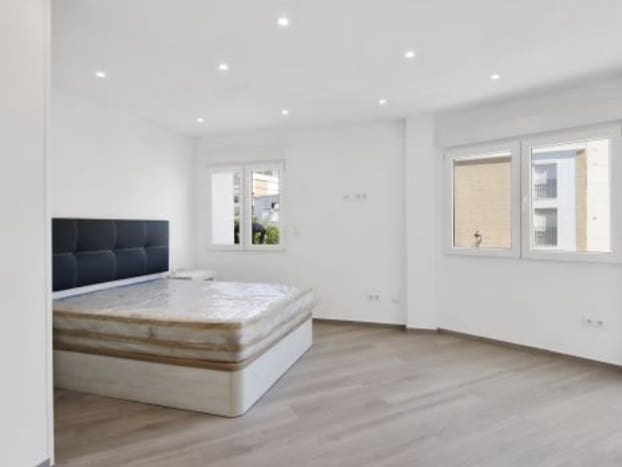 5 soveværelse Byhus til salg i Centro, Estepona - € 600.000 (Ref: 8930955)