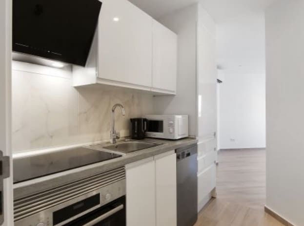 5 soverom Hus til salgs i Estepona - € 600 000 (Ref: 8930955)