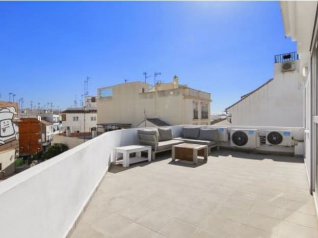 5 soveværelse Byhus til salg i Centro, Estepona - € 600.000 (Ref: 8930955)