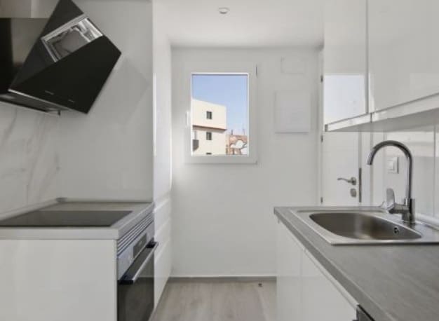 5 soverom Hus til salgs i Estepona - € 600 000 (Ref: 8930955)