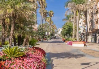Erhverv til salg i Estepona - € 315.000 (Ref: 8930960)