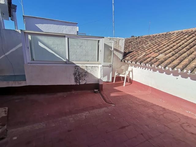 Casa de 4 habitaciones en Estepona en venta - 530.250 € (Ref: 8930965)