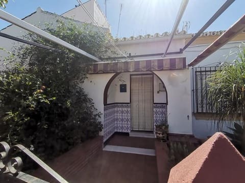 Casa de 4 habitaciones en Estepona en venta - 530.250 € (Ref: 8930965)