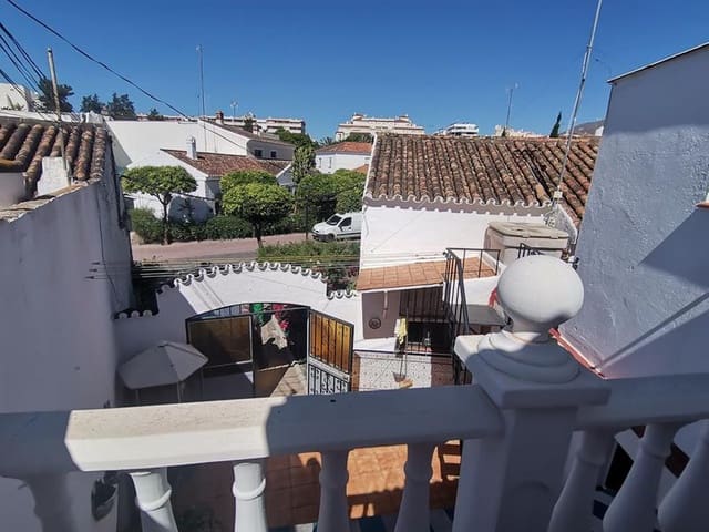 Casa de 4 habitaciones en Estepona en venta - 530.250 € (Ref: 8930965)