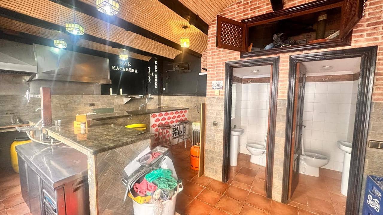 Erhverv til salg i Estepona - € 98.500 (Ref: 8936365)