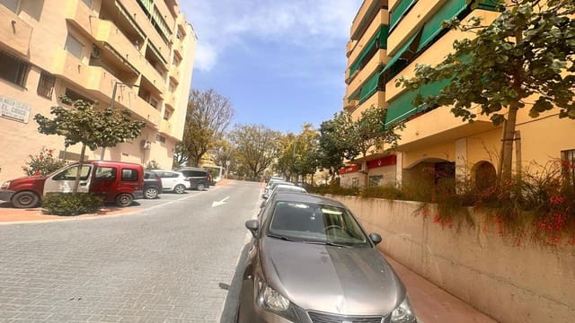 Kommersiell till salu i Centro, Estepona - 98 500 € (Ref: 8936365)
