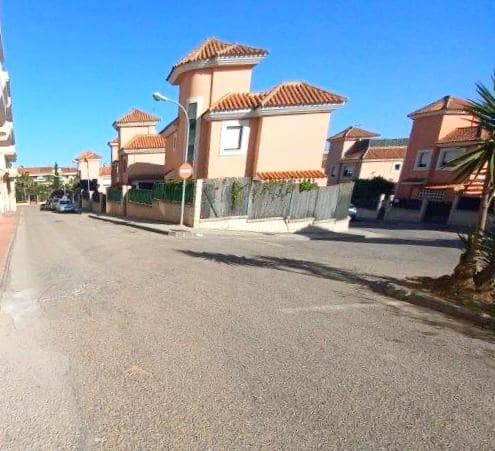 Garage for sale in San Luis de Sabinillas, Manilva - € 14,500 (Ref: 8947666)