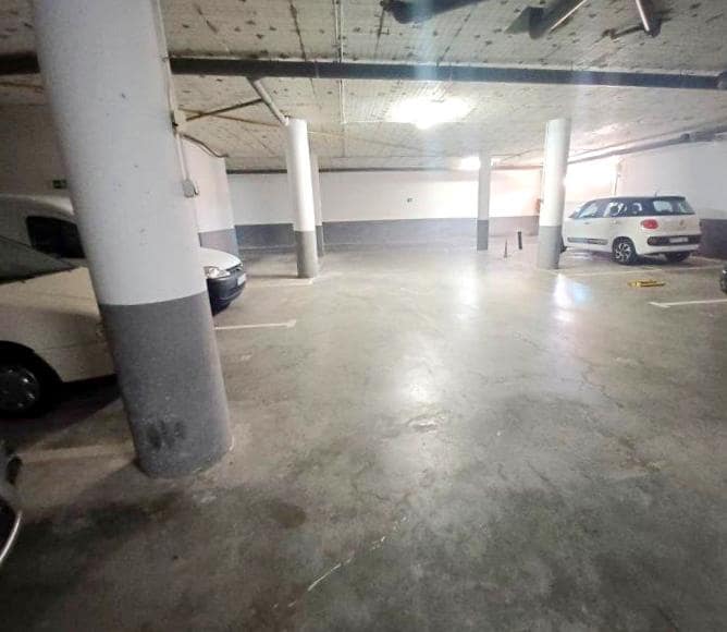 Garage te koop in San Luis de Sabinillas - € 14.500 (Ref: 8947666)