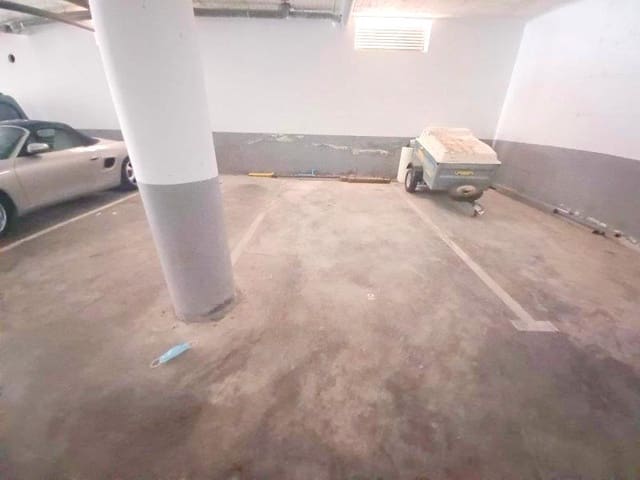 Garage for sale in San Luis de Sabinillas, Manilva - € 14,500 (Ref: 8947666)