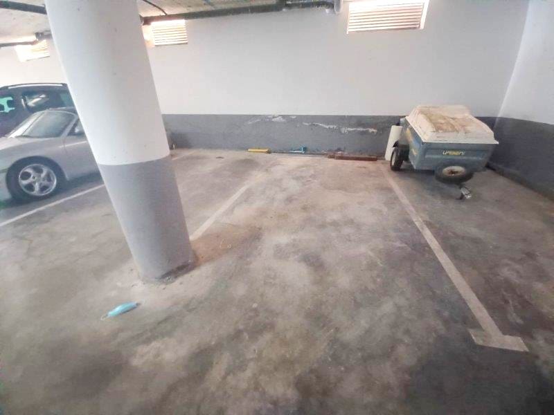 Garage te koop in San Luis de Sabinillas - € 14.500 (Ref: 8947666)