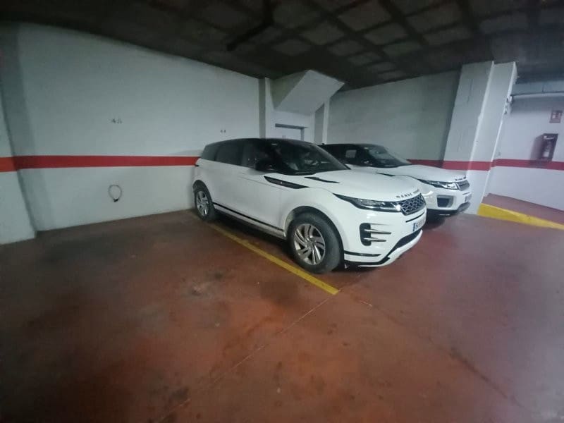 2 soveværelse Lejlighed til salg i San Luis de Sabinillas med swimmingpool garage - € 243.915 (Ref: 8973958)