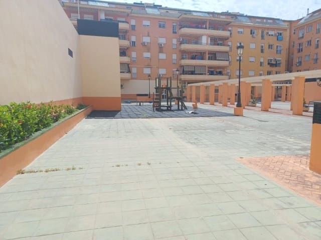 Piso de 2 habitaciones en San Luis de Sabinillas, Manilva en venta con piscina garaje - 243.915 € (Ref: 8973958)