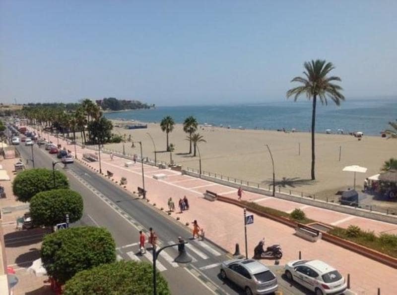 3 makuuhuone Asunto vuokrattavana paikassa Estepona mukana 
autotalli - 1 550 € (Ref: 8973960)