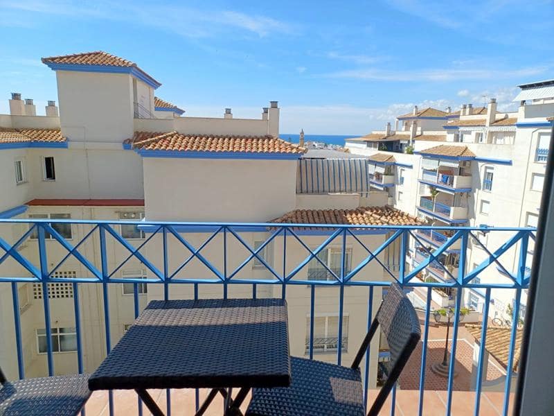 3 makuuhuone Asunto vuokrattavana paikassa Estepona mukana 
autotalli - 1 550 € (Ref: 8973960)