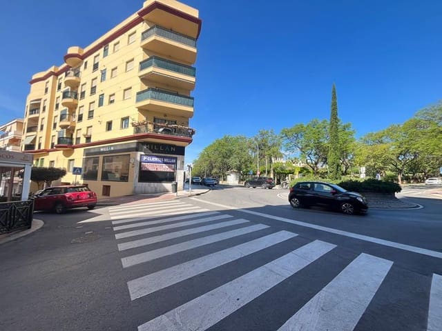 Komercyjne na sprzedaż w Estepona - 1 195 000 € (Ref: 8987728)