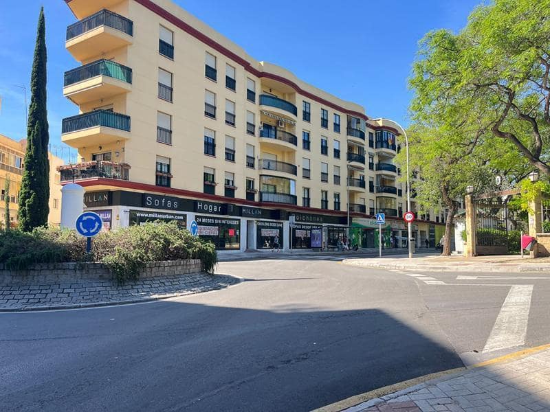 Erhverv til salg i Estepona - € 1.195.000 (Ref: 8987728)