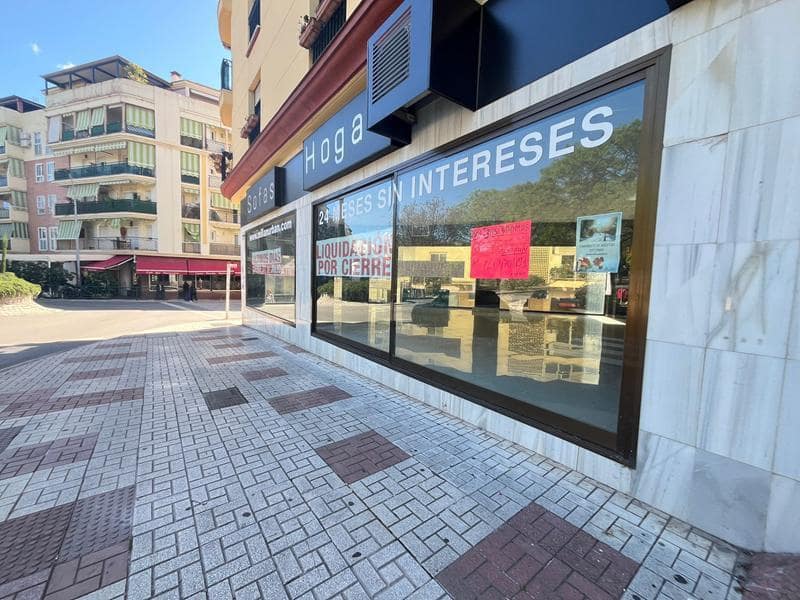 Erhverv til salg i Estepona - € 1.195.000 (Ref: 8987728)