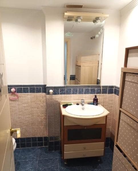 2 bedroom Flat for sale in Estepona with garage - € 403,000 (Ref: 8997363)