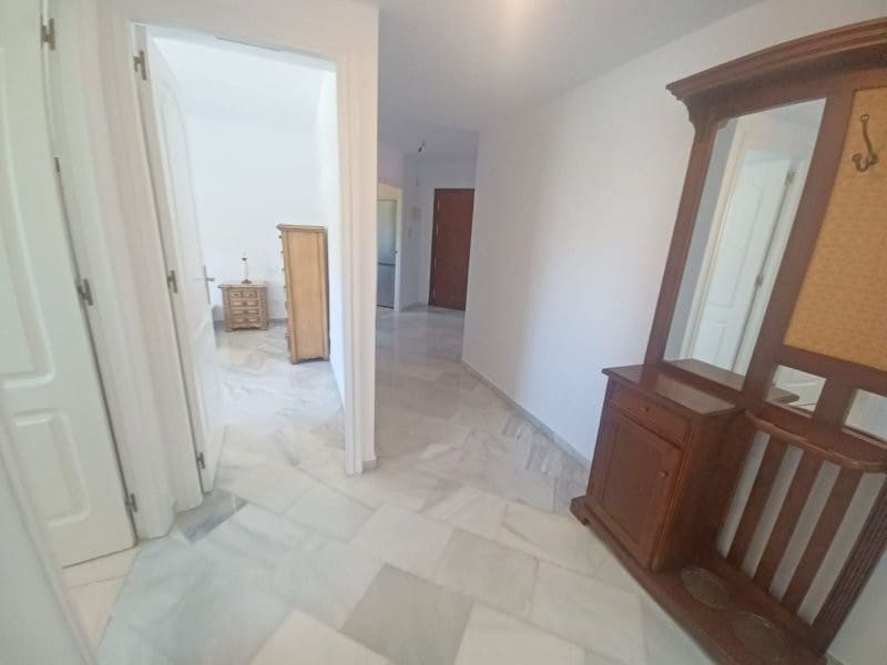 3 bedroom Flat for sale in San Luis de Sabinillas with pool - € 495,000 (Ref: 8998314)