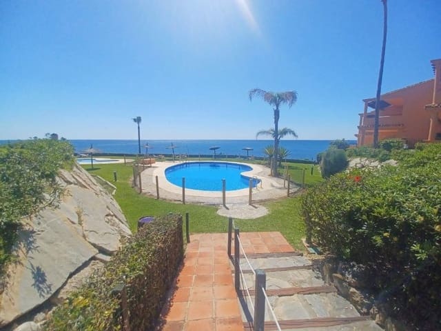 3 bedroom Flat for sale in San Luis de Sabinillas, Manilva with pool - € 495,000 (Ref: 8998314)
