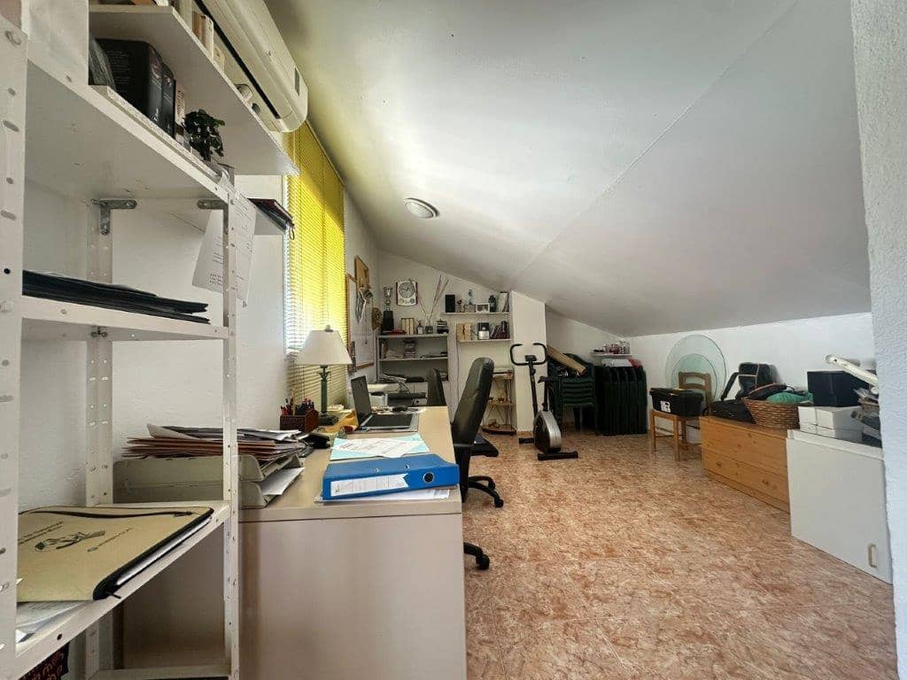 4 soverom Hus til salgs i Puerto de la Torre - € 450 000 (Ref: 9002488)