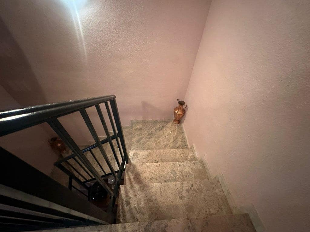 4 soverom Hus til salgs i Puerto de la Torre - € 450 000 (Ref: 9002488)