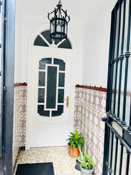 2 bedroom Flat for sale in Estepona - € 346,500 (Ref: 9006631)