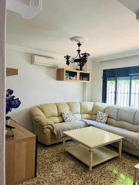 2 bedroom Flat for sale in Estepona - € 346,500 (Ref: 9006631)