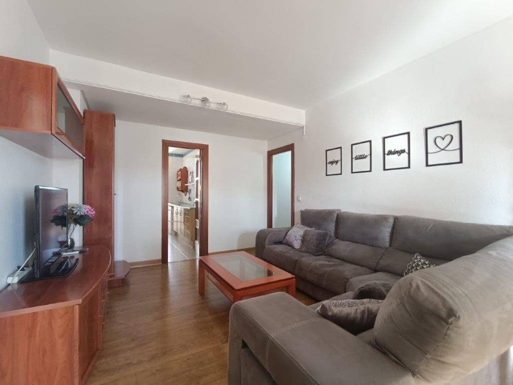 4 bedroom Flat for rent in Malaga city - € 1,600 (Ref: 9009333)