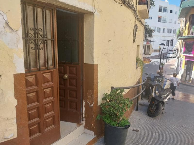 3 bedroom Townhouse for sale in Marbella - € 530,250 (Ref: 9016573)