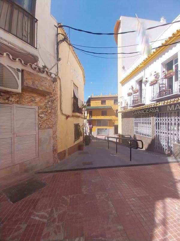 3 bedroom Townhouse for sale in Marbella - € 530,250 (Ref: 9016573)