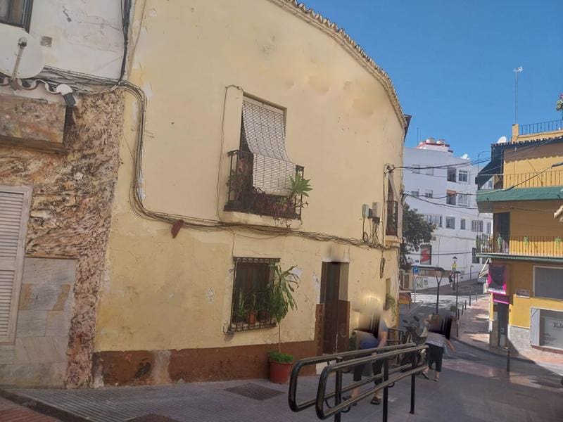 3 bedroom Townhouse for sale in Marbella - € 530,250 (Ref: 9016573)