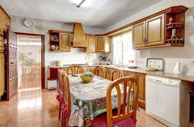 Solar/Parcela en Estepona en venta - 850.000 € (Ref: 9025507)