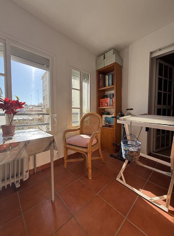 Piso de 3 habitaciones en Estepona en venta - 272.000 € (Ref: 9072893)