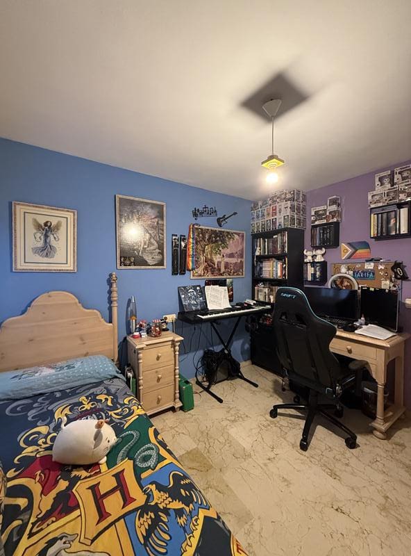 Piso de 3 habitaciones en Estepona en venta - 272.000 € (Ref: 9072893)