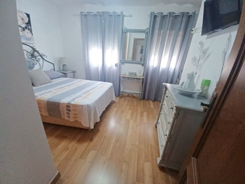 4 bedroom Townhouse for sale in Manilva - € 208,950 (Ref: 9084662)