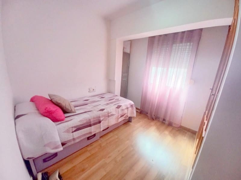 Casa de 4 habitaciones en Manilva en venta - 208.950 € (Ref: 9084662)