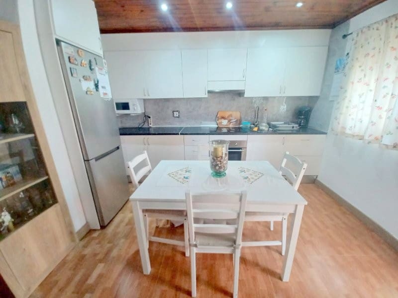 Casa de 4 habitaciones en Manilva en venta - 208.950 € (Ref: 9084662)