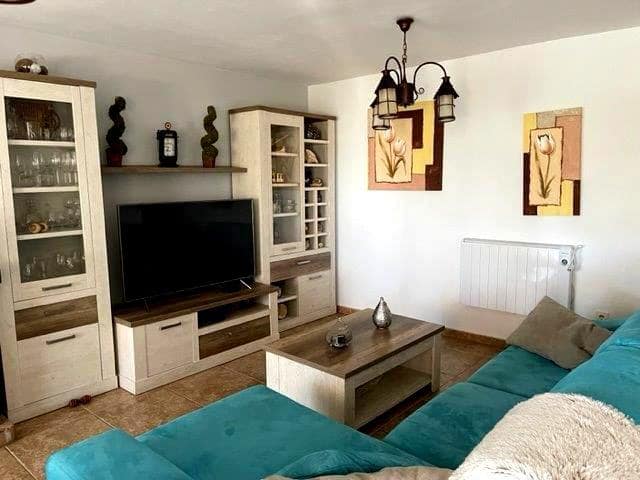 3 soveværelse Rækkehus til salg i San Luis de Sabinillas med swimmingpool - € 395.000 (Ref: 9087521)