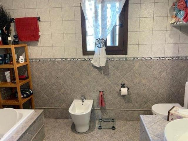 3 soveværelse Rækkehus til salg i San Luis de Sabinillas med swimmingpool - € 395.000 (Ref: 9087521)