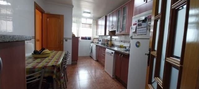 3 soveværelse Lejlighed til salg i Carlos Haya, Málaga by - € 371.175 (Ref: 9097368)