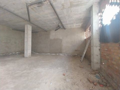 Erhverv til leje i Estepona - € 1.500 (Ref: 9118175)